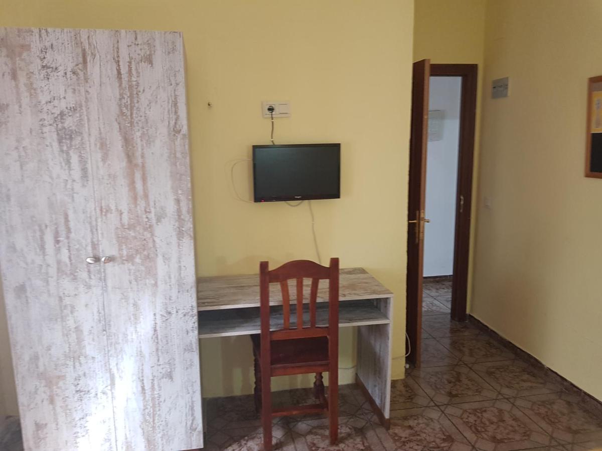 Hostal Virgen Del Rocio Ронда Екстер'єр фото