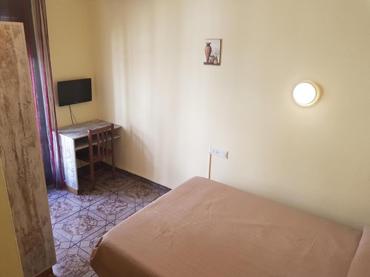 Hostal Virgen Del Rocio Ронда Екстер'єр фото