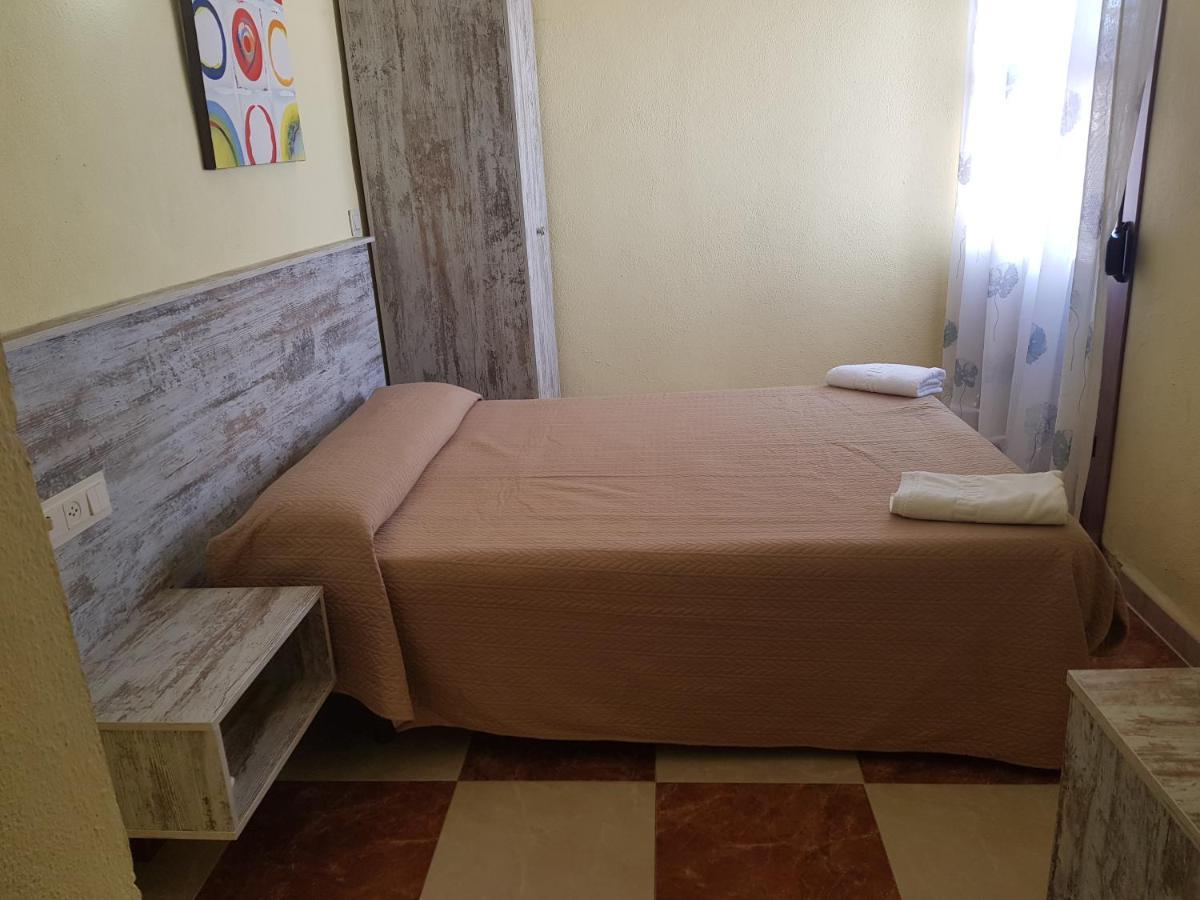 Hostal Virgen Del Rocio Ронда Екстер'єр фото